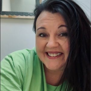 Meet your Posher, Michaela